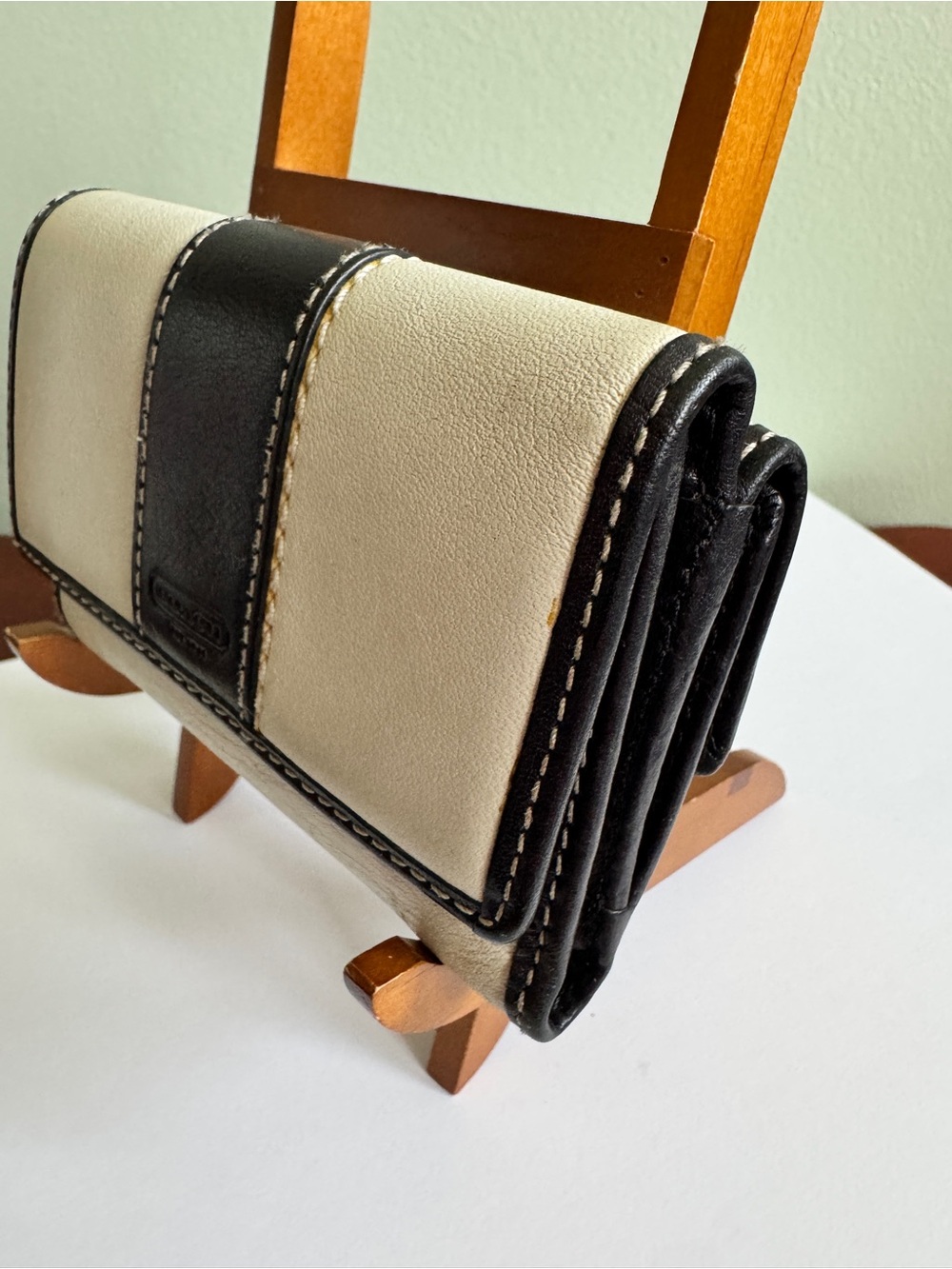 Coach Trifold Wallet , vintage - Picture 8 of 9